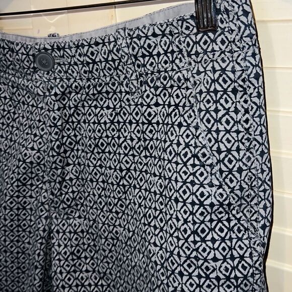 AéRopostale, Diamond Geo print casual shorts size 30 - Picture 3 of 4